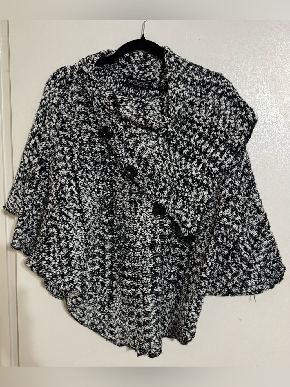 Papillon Black & White Knit Pullover Poncho Sweater Size XL